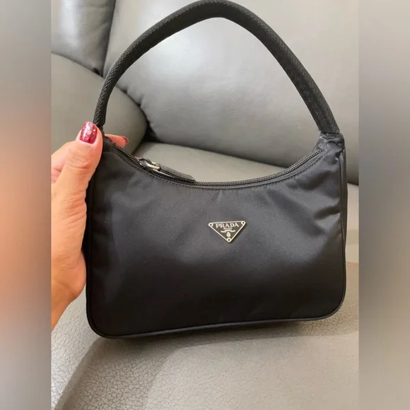 ‼️sold‼️Prada Nylon Vintage Mini Hobo - Picture 2 of 15